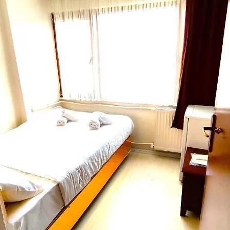 Hotel Atesde Dustu Salvara Istanbul
